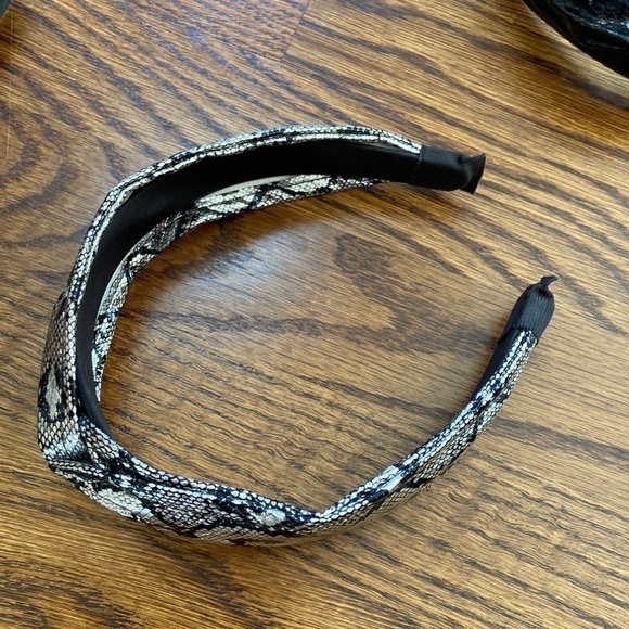 Boutique Overstock! NEW! Lot of 8 Snakeskin Print Headbands - Picture 9 of 12